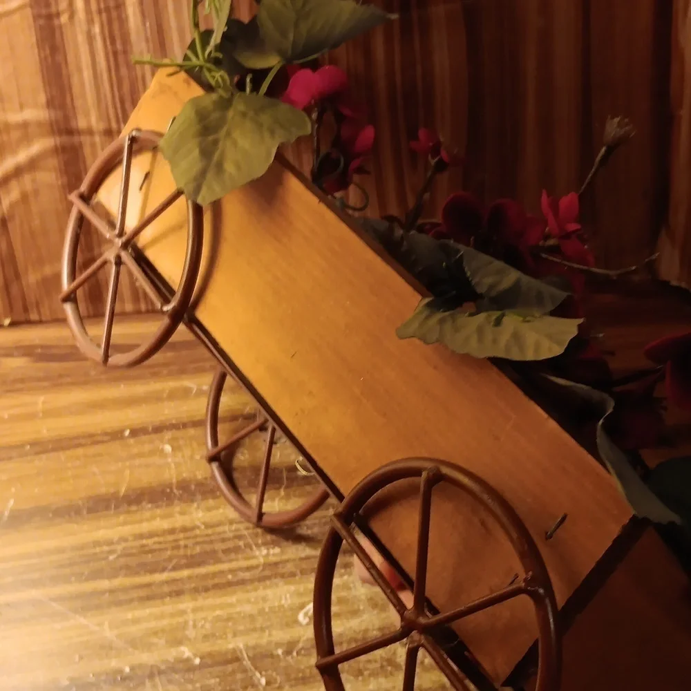 Vintage Home Interiors Homco wooden primitive folk art wagon wall deco